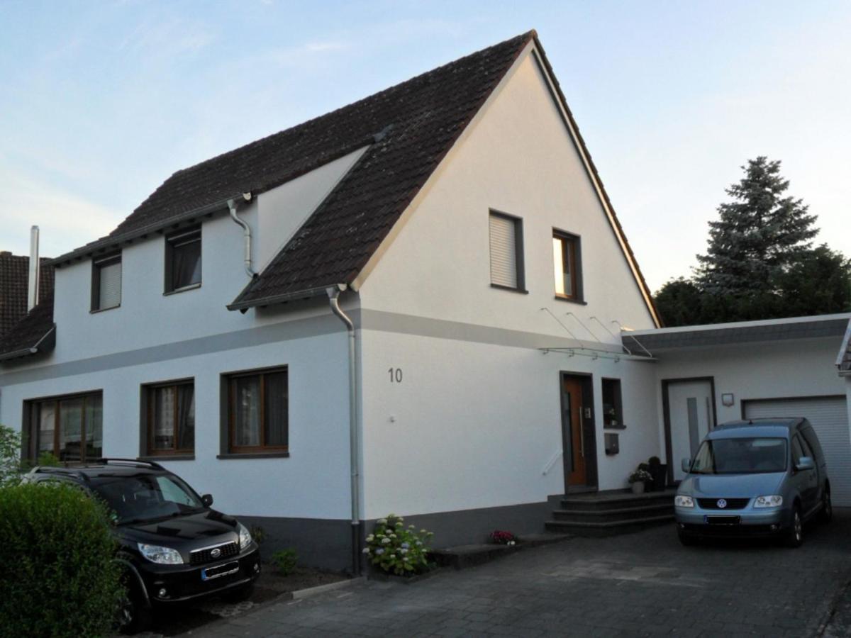 Ferienwohnung Im Rosental Андернах Экстерьер фото